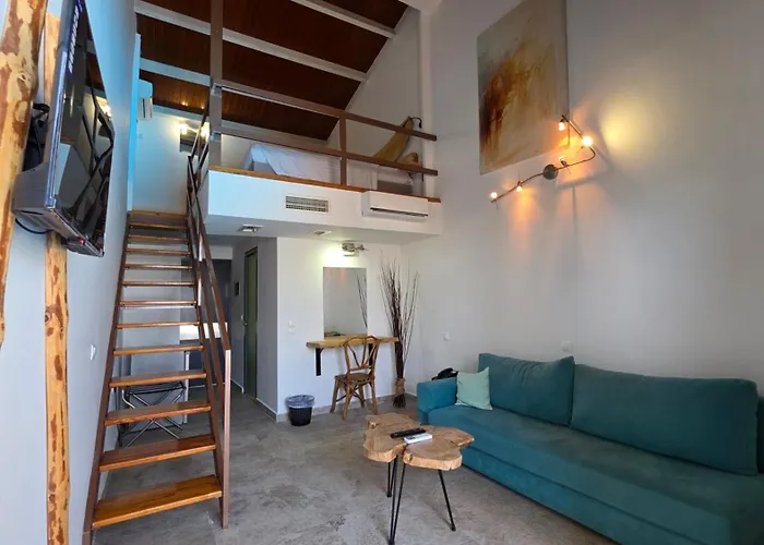Ianos Hotel