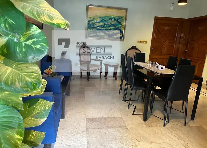 Hotel Seven 7