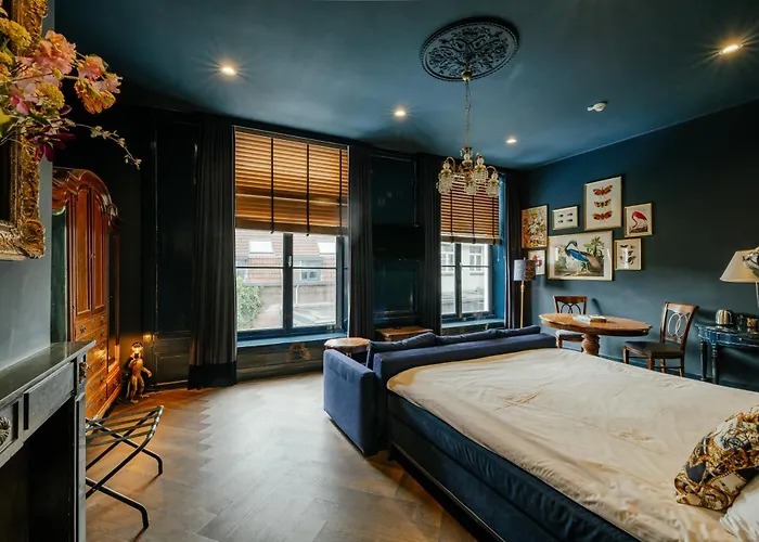 Hotel 1635