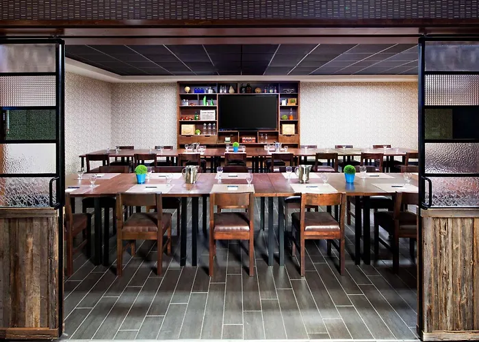 Four Points By Sheraton Edmundston Hotel & Conference Center