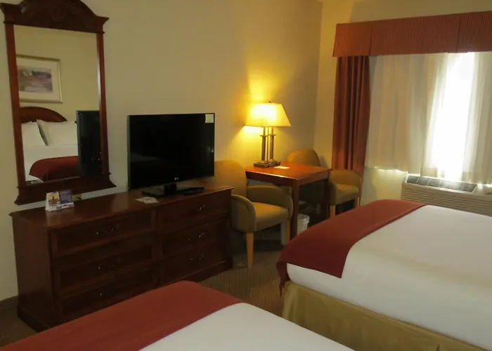 Baymont Inn & Suites By Wyndham Holbrook