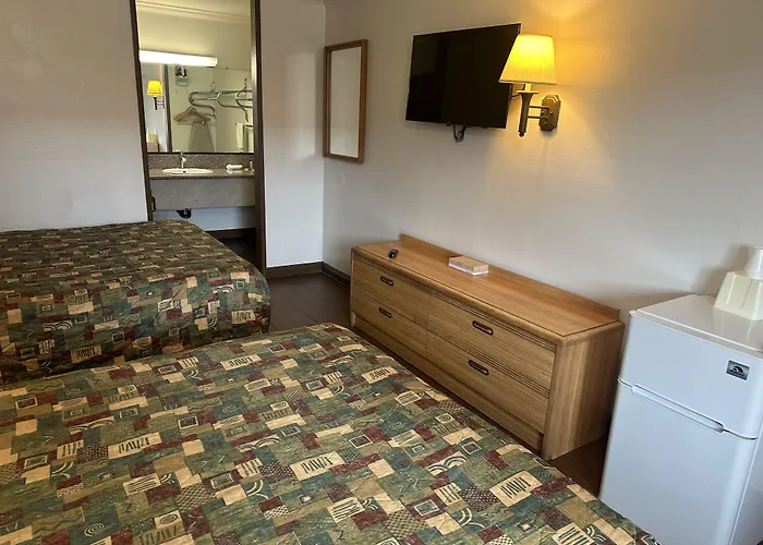 Palm Inn Hotel
