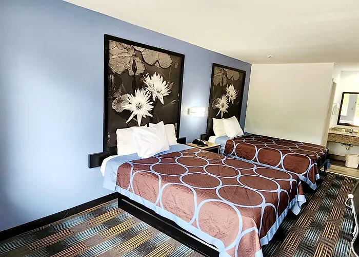 Super 8 By Wyndham Shreveport