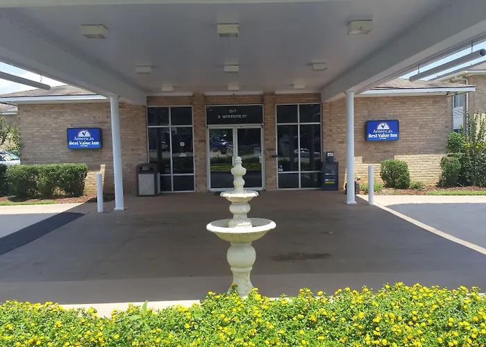 Americas Best Value Inn & Suites-Foley - Fully Renovated