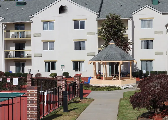 Baymont By Wyndham Norcross Atlanta