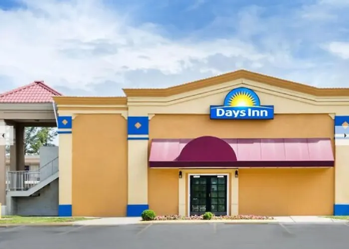 Days Inn By Wyndham Greensboro Airport