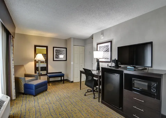 Best Western Plus Hanes Mall