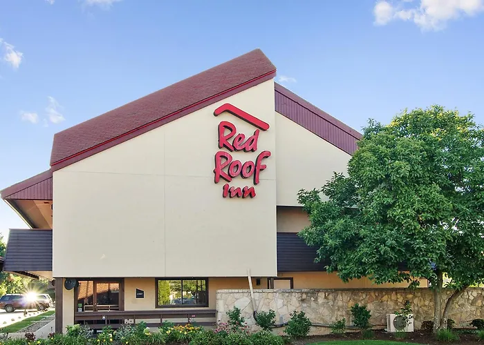 Garfield Heights Motels