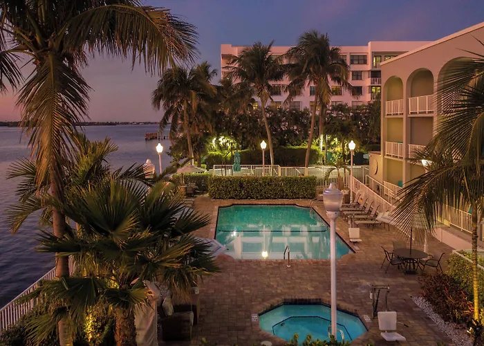 Hotels in Palm Beach