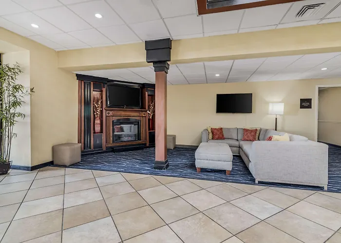 Best Western Plus Augusta Civic Center Inn