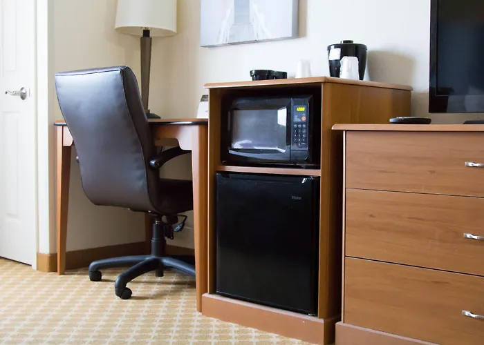 Country Inn & Suites By Radisson, Port Clinton, Oh