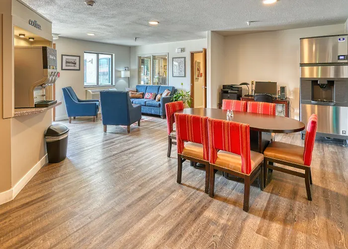 Livingston Hotels