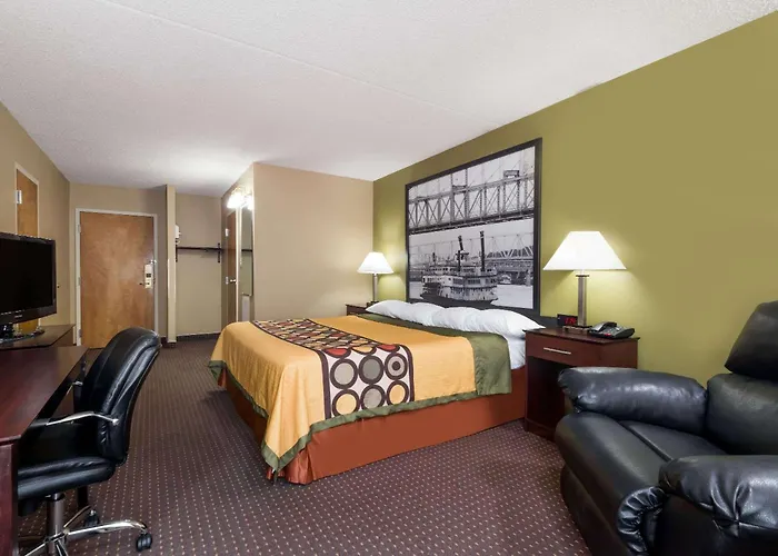 Super 8 By Wyndham Miamisburg Dayton S Area Oh