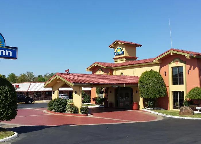 Days Inn By Wyndham Little Rock/Medical Center