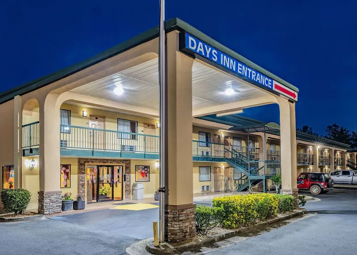 Days Inn By Wyndham Macon I-475