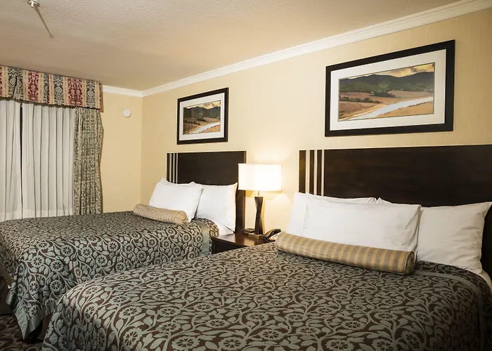 Days Inn By Wyndham Concord