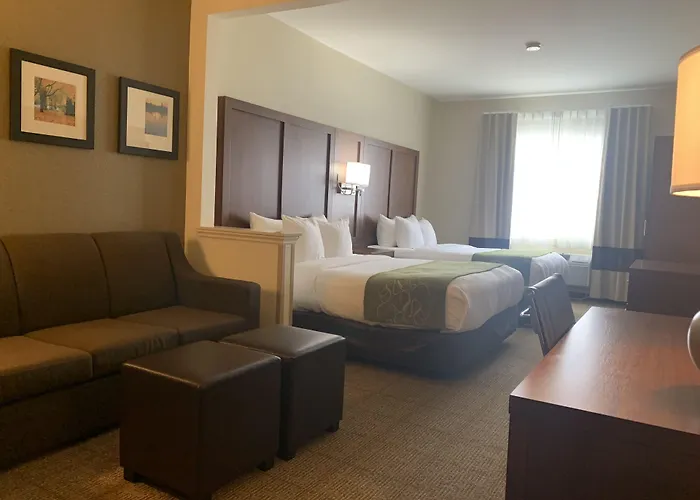 Comfort Suites Peoria I-74