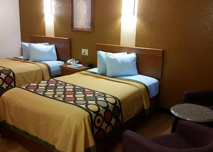 Super 8 By Wyndham Waco/Mall Area Tx