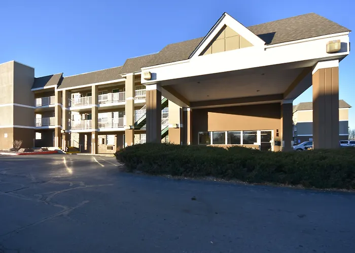 Lakewood Motels