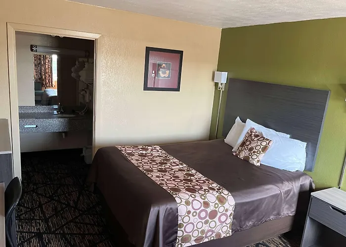 Travelodge By Wyndham Mansfield