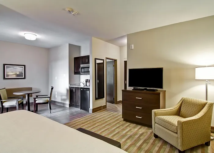 Best Western London Airport Inn&Suites