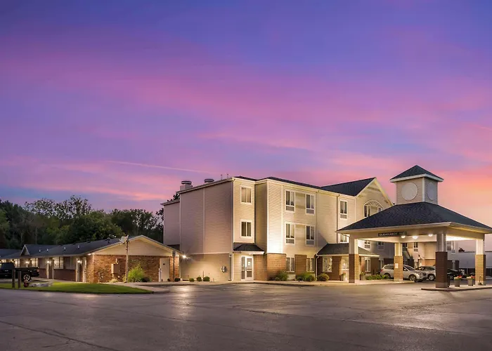 Grand Haven Hotels