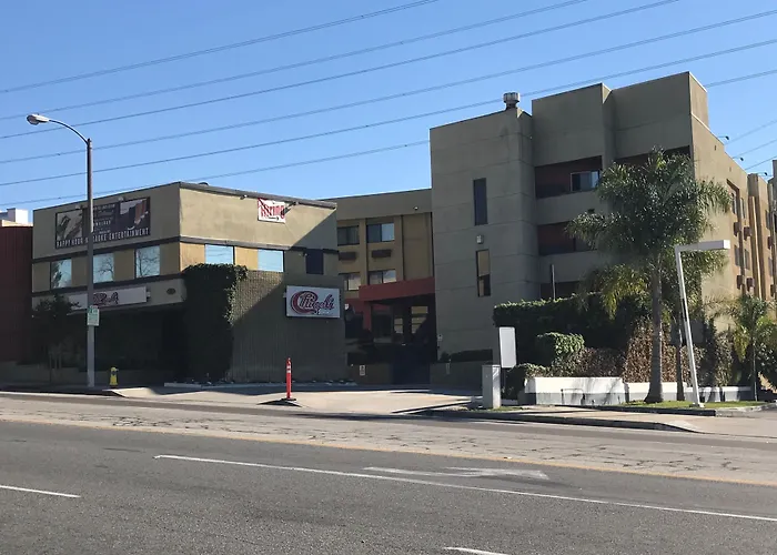 Baymont By Wyndham Monterey Park