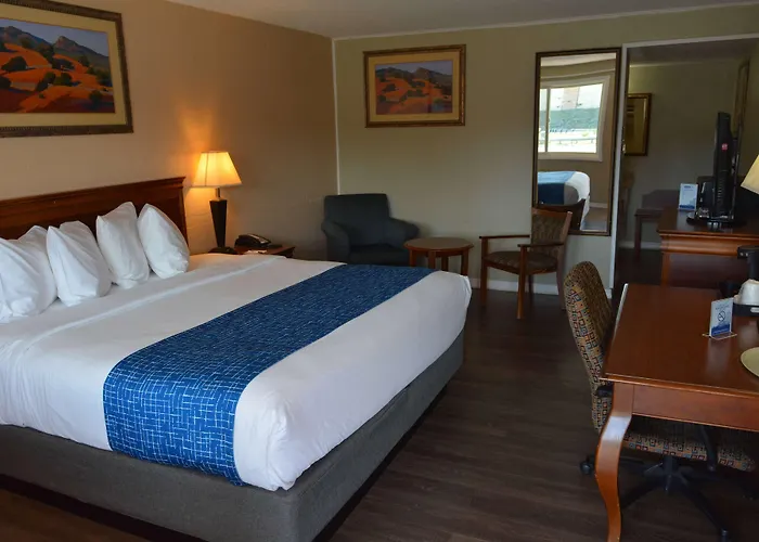 Travelodge By Wyndham Trinidad