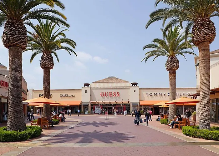 Baymont By Wyndham Monterey Park