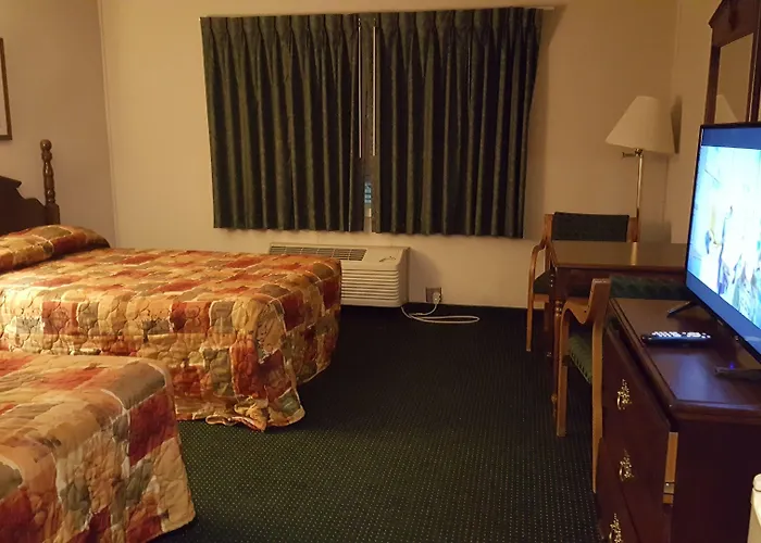 Rapids Inn & Suites