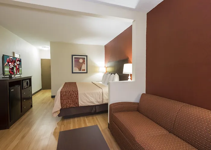 Red Roof Inn & Suites Cincinnati North-Mason
