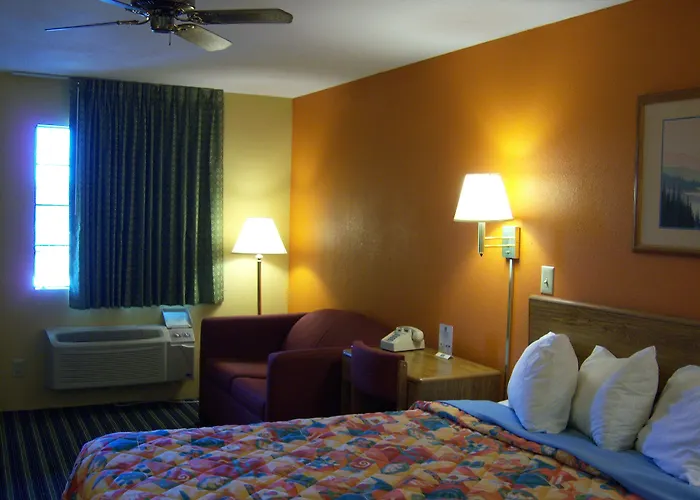Lakeside Inn Guntersville