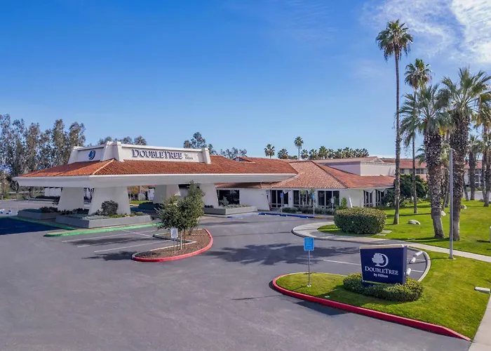 Doubletree By Hilton Bakersfield