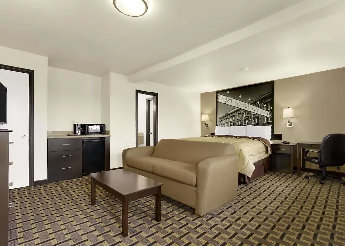 Super 8 By Wyndham Fort Worth Tx