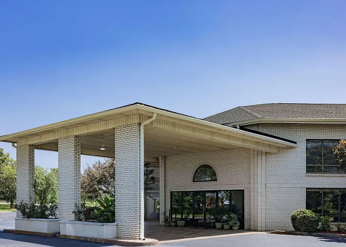 Days Inn By Wyndham Spartanburg Waccamaw
