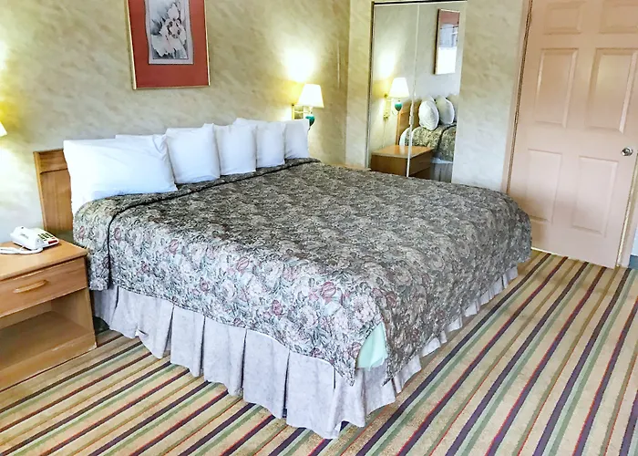 Red Roof Inn & Suites Athens, Al