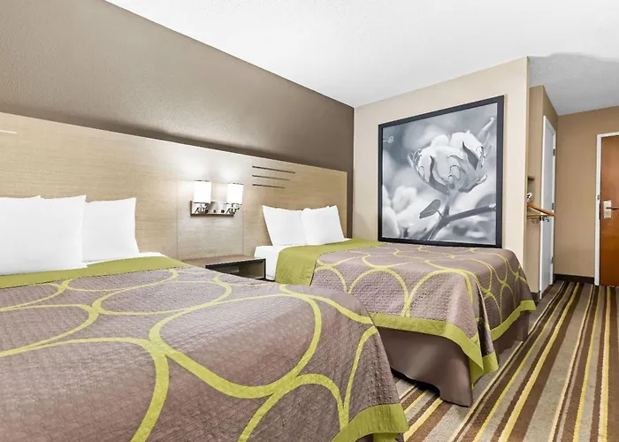 Super 8 By Wyndham Athens