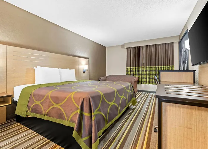 Super 8 By Wyndham Athens