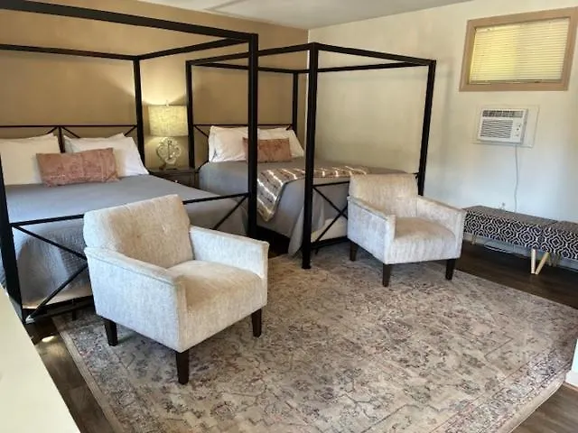 Starlight Lodge At Rockport Harbor