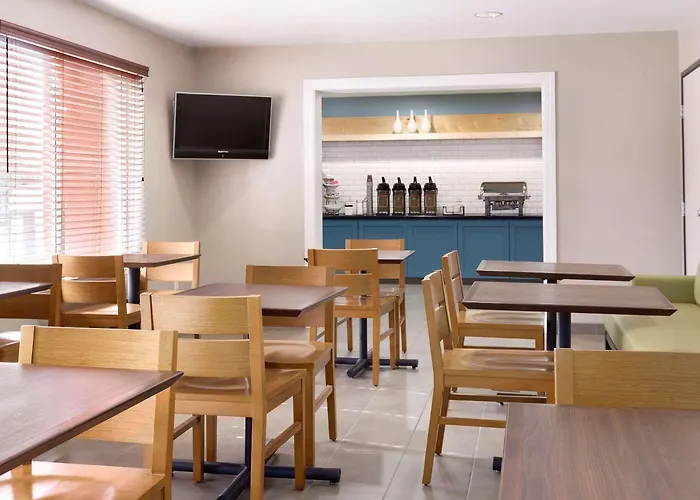 Country Inn & Suites By Radisson, Fresno North, Ca