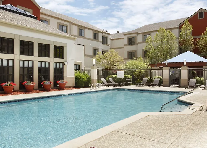 Centennial Cheap Hotels