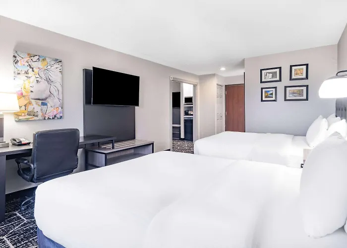 La Quinta By Wyndham Evansville