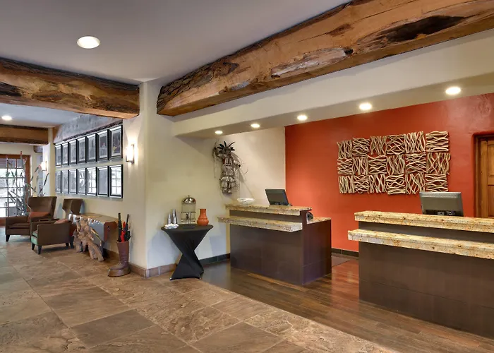 Courtyard By Marriott Albuquerque