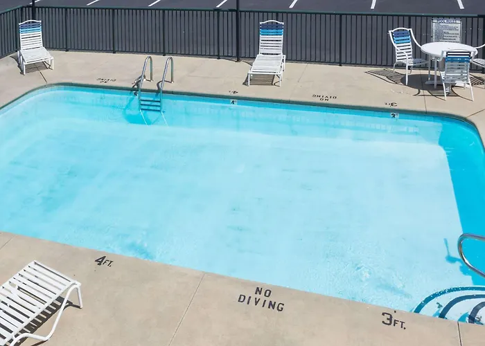 Days Inn By Wyndham Sanford