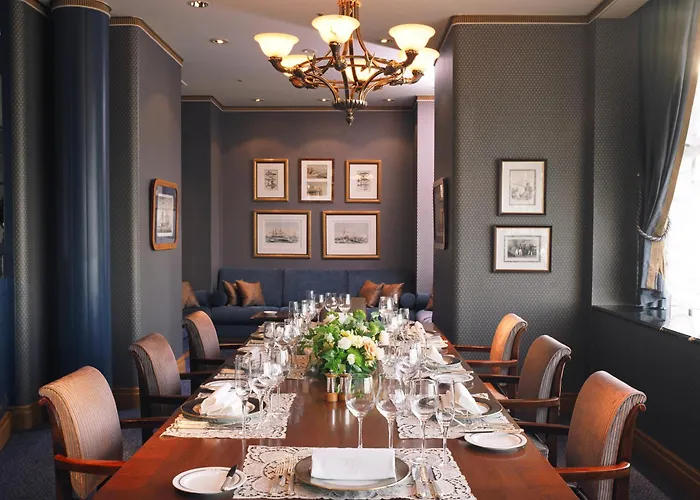 Hotel New Grand