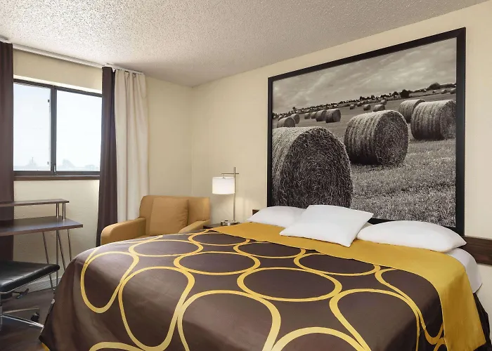 Dodge City Motels