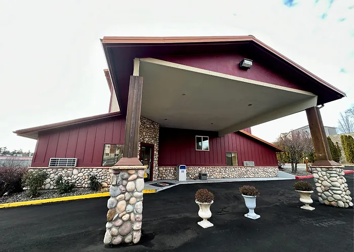 Fairbridge Inn & Suites Moscow - Pullman