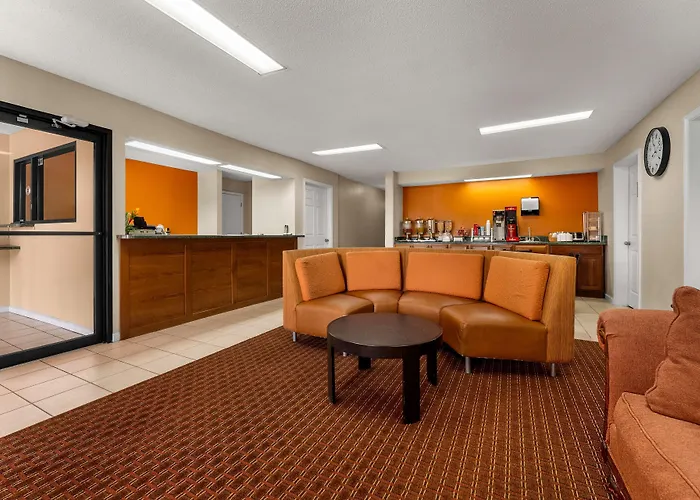 Americas Best Value Inn-Montezuma