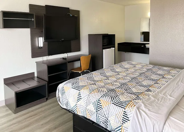 Motel 6 Baton Rouge Southeast