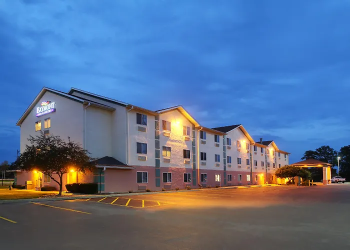 Baymont By Wyndham Galesburg